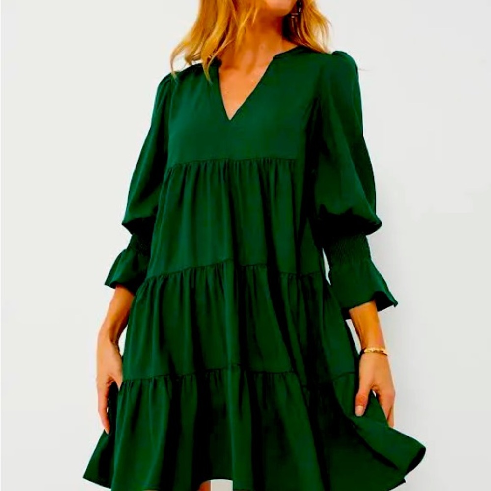 Pomander Place Hunter Green Crepe Kenzo Dress Hunter Green 
Size S
New w tags